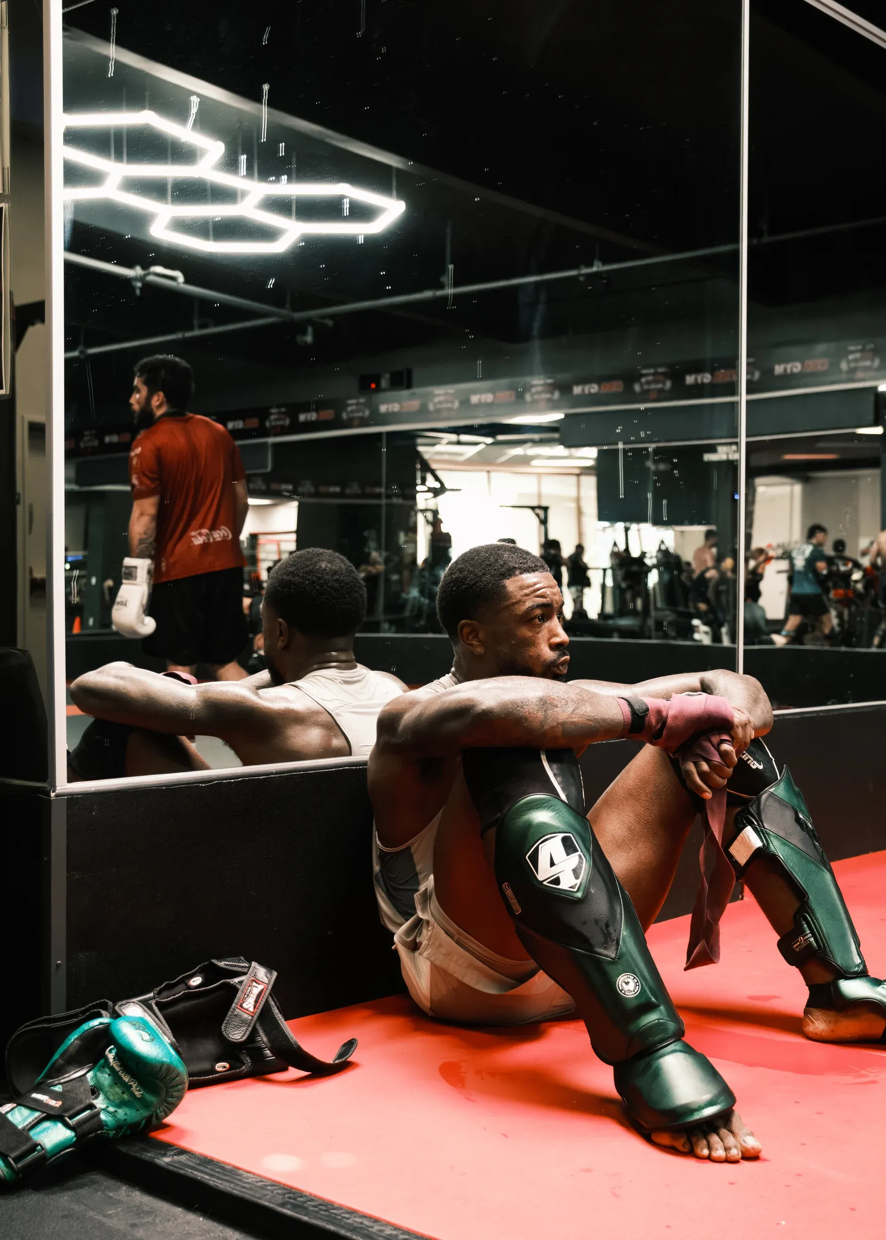 Fighters and athletes, frame 10